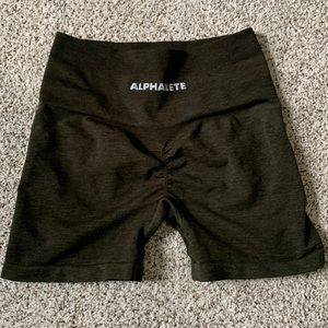 Alphalete amplify shorts evergreen size small